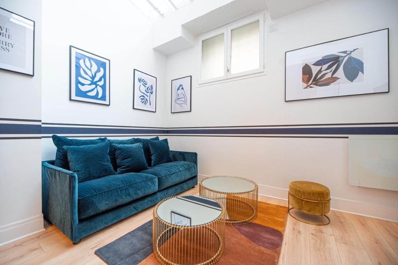 Apartment Loft In Paris